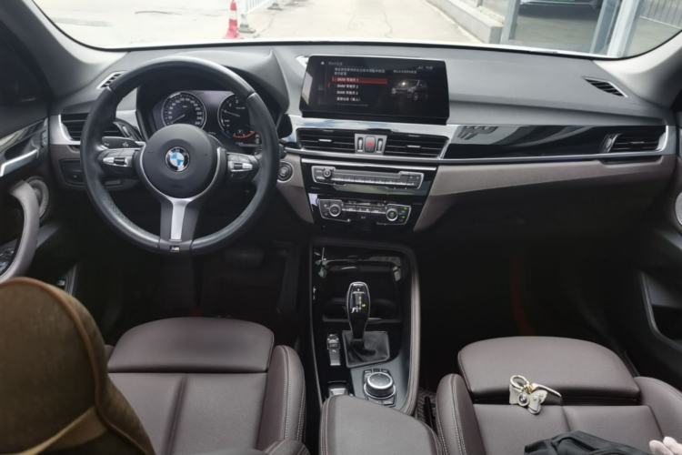 Used BMW X1 2021 sDrive20Li Premium Edition Center Console