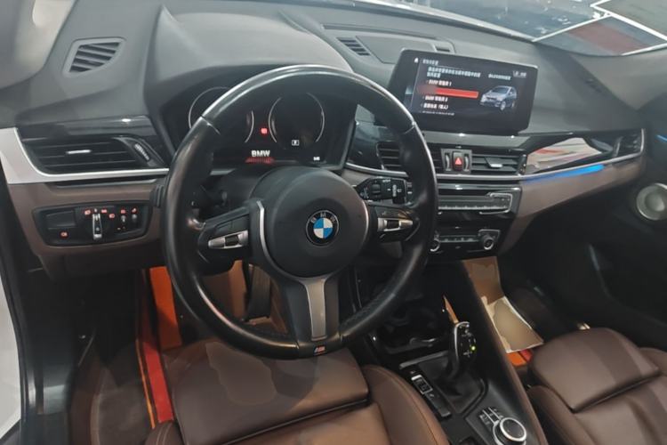 Used BMW X1 2021 sDrive20Li Premium Edition Center Console