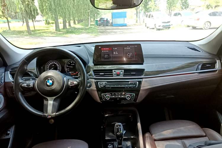 Used BMW X1 2021 xDrive25Li Luxury Model Center Console