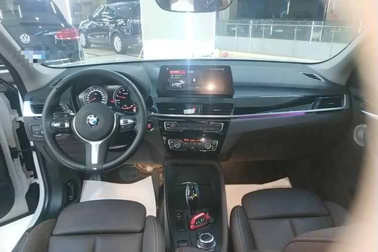Used BMW X1 2021 sDrive25Li Leading Model Center Console