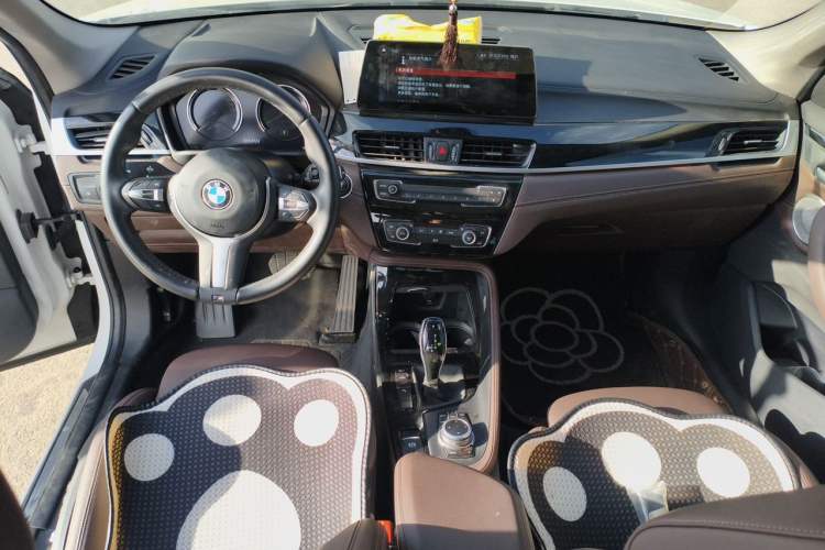 Used BMW X1 2021 sDrive20Li Premium Edition Center Console