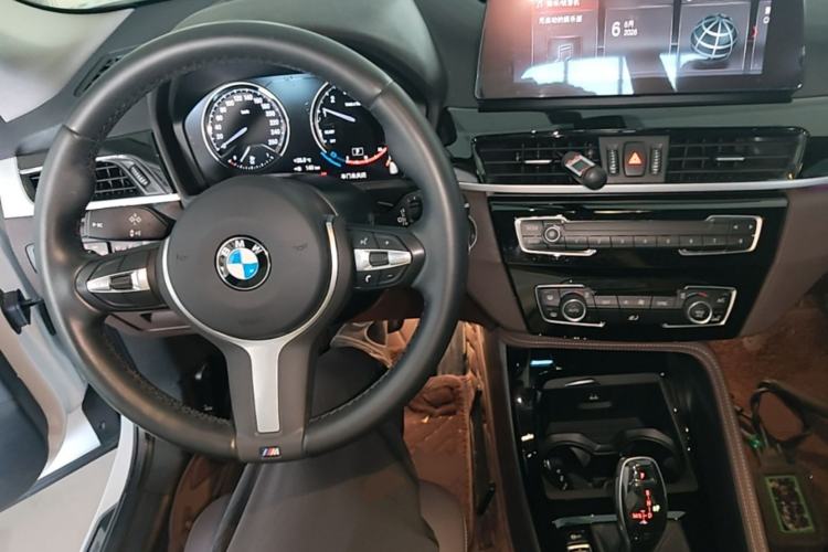 Used BMW X1 2021 sDrive20Li Premium Edition Center Console