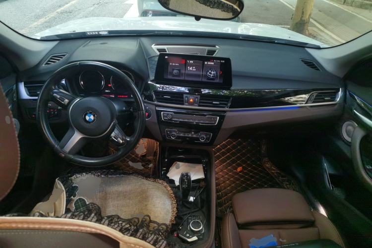 Used BMW X1 2021 sDrive20Li Premium Edition Center Console