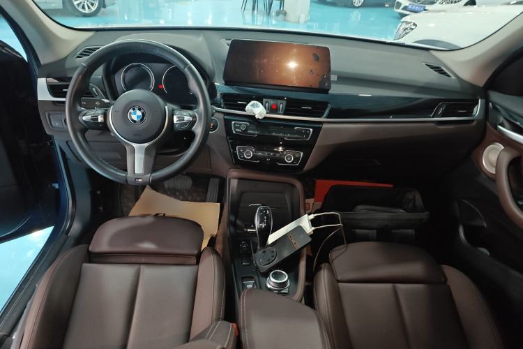 Used BMW X1 2021 sDrive25Li Leading Model Center Console