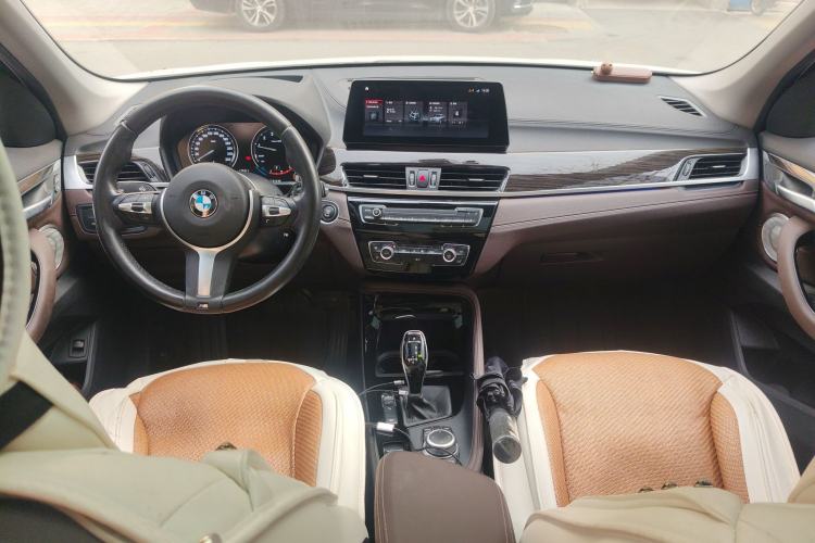 Used BMW X1 2021 xDrive25Li Luxury Model Center Console