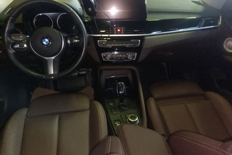 Used BMW X1 2021 sDrive25Li Leading Model Center Console
