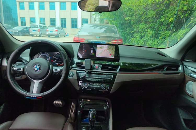 Used BMW X1 2021 Restyled sDrive25Li Leading Edition Center Console