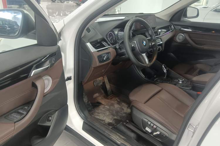 Used BMW X1 2021 Restyled sDrive25Li Leading Edition Driver Seat