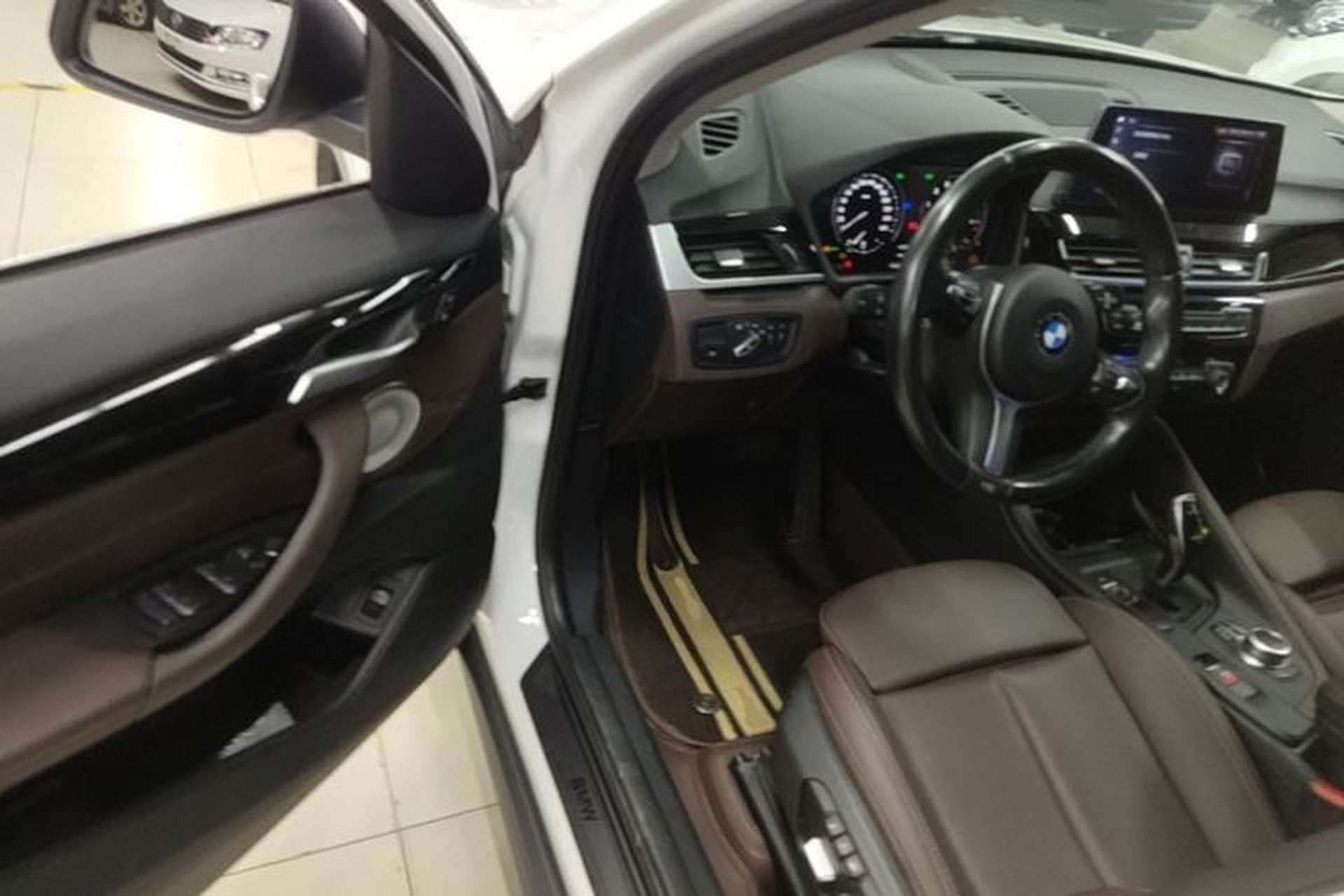 Used BMW X1 2021 Restyled sDrive25Li Leading Edition Driver Seat