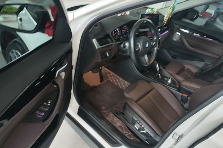 Used BMW X1 2021 Restyled sDrive25Li Leading Edition Driver Seat