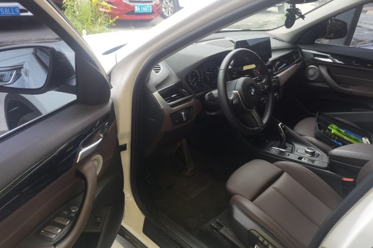 Used BMW X1 2021 Restyled sDrive25Li Leading Edition Driver Seat