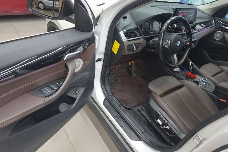 Used BMW X1 2021 Restyled sDrive25Li Leading Edition Driver Seat