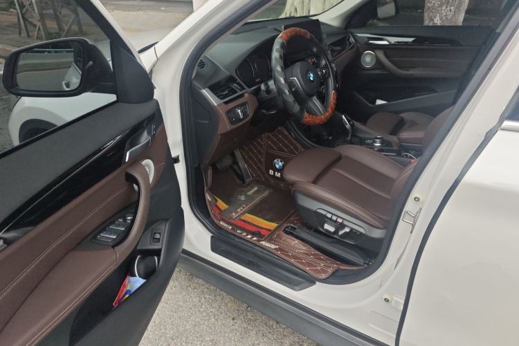 Used BMW X1 2021 Restyled sDrive25Li Leading Edition Driver Seat
