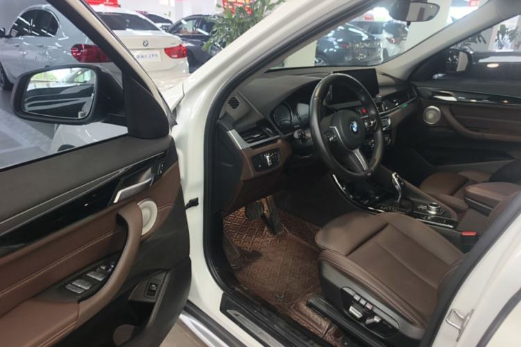 Used BMW X1 2021 sDrive20Li Premium Edition Driver Seat