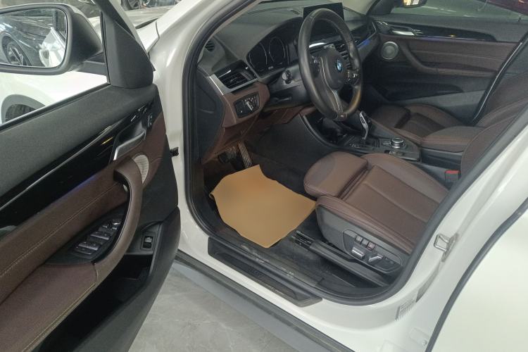 Used BMW X1 2021 Restyled sDrive25Li Leading Edition Driver Seat