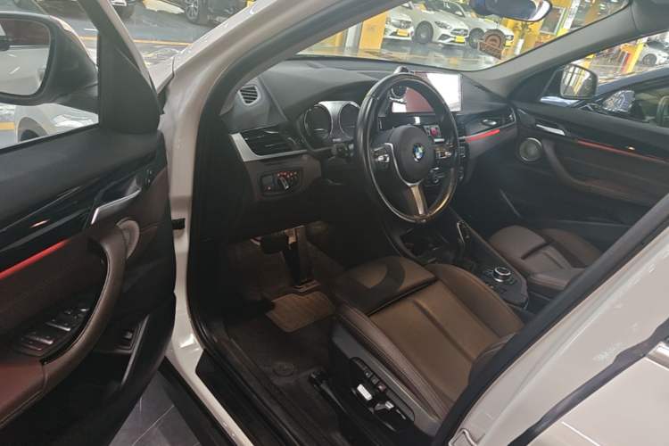 Used BMW X1 2021 Restyled sDrive25Li Leading Edition Driver Seat