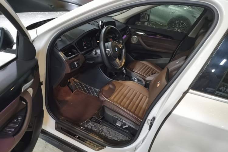 Used BMW X1 2021 Restyled sDrive25Li Leading Edition Driver Seat