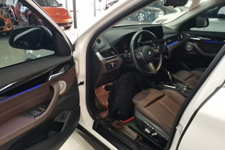 Used BMW X1 2021 Restyled sDrive25Li Leading Edition Driver Seat
