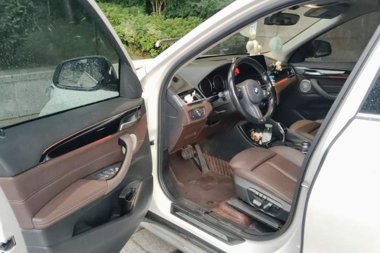 Used BMW X1 2021 sDrive20Li Premium Edition Driver Seat
