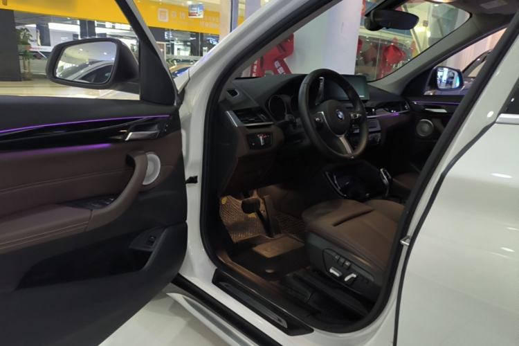 Used BMW X1 2021 sDrive20Li Premium Edition Driver Seat