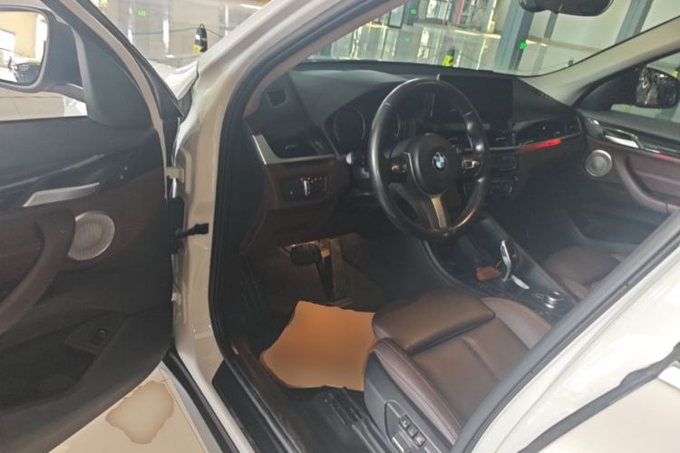 Used BMW X1 2021 Restyled sDrive25Li Leading Edition Driver Seat