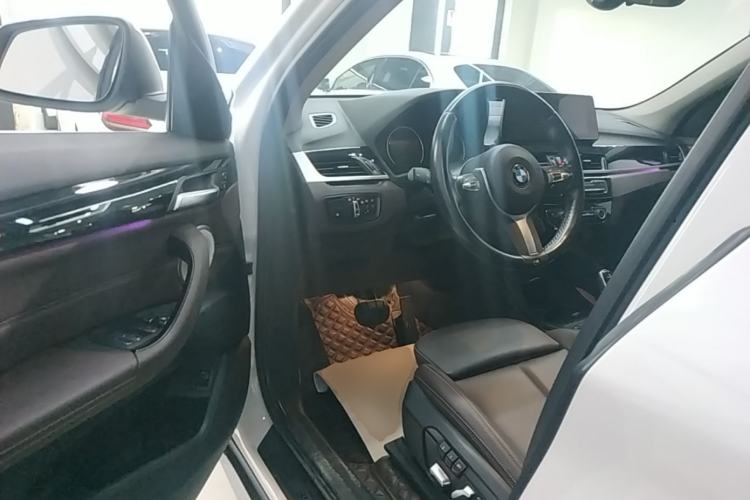 Used BMW X1 2021 Restyled sDrive25Li Leading Edition Driver Seat