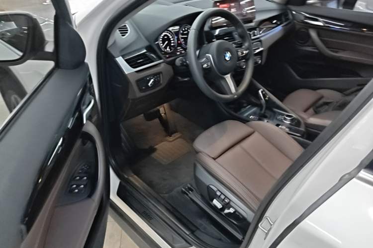 Used BMW X1 2021 sDrive25Li Leading Model Driver Seat