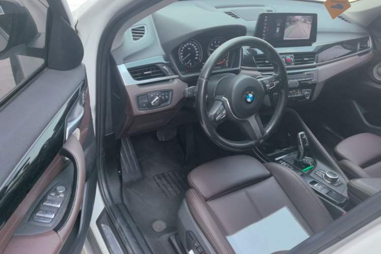 Used BMW X1 2021 sDrive20Li Premium Edition Driver Seat