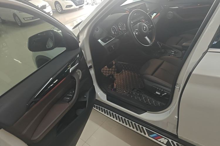 Used BMW X1 2021 Restyled sDrive25Li Leading Edition Driver Seat