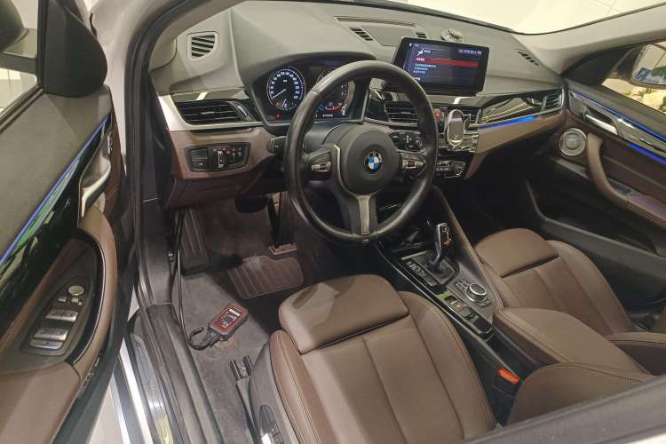 Used BMW X1 2021 sDrive20Li Premium Edition Driver Seat