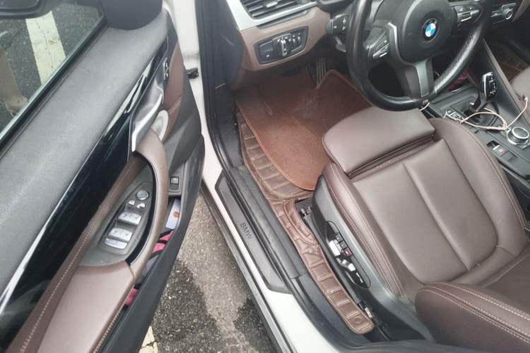 Used BMW X1 2021 Restyled sDrive25Li Leading Edition Driver Seat