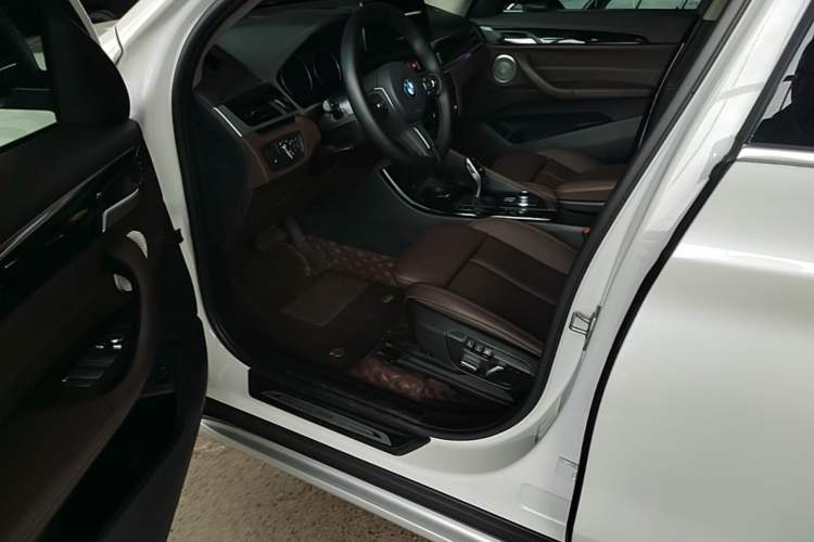 Used BMW X1 2021 Restyled sDrive20Li Premium Edition Driver Seat
