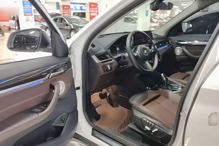 Used BMW X1 2021 Revised xDrive25Li Premium Edition Driver Seat