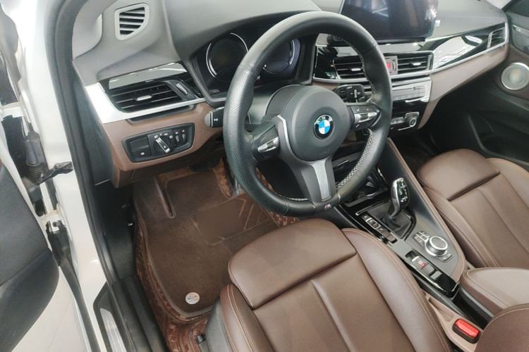 Used BMW X1 2021 sDrive20Li Premium Edition Driver Seat
