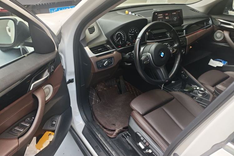 Used BMW X1 2021 Restyled sDrive25Li Leading Edition Driver Seat