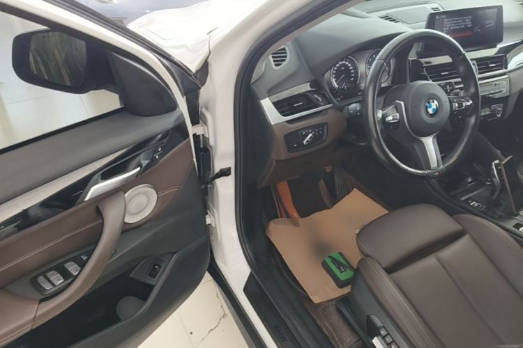 Used BMW X1 2021 Restyled sDrive25Li Leading Edition Driver Seat
