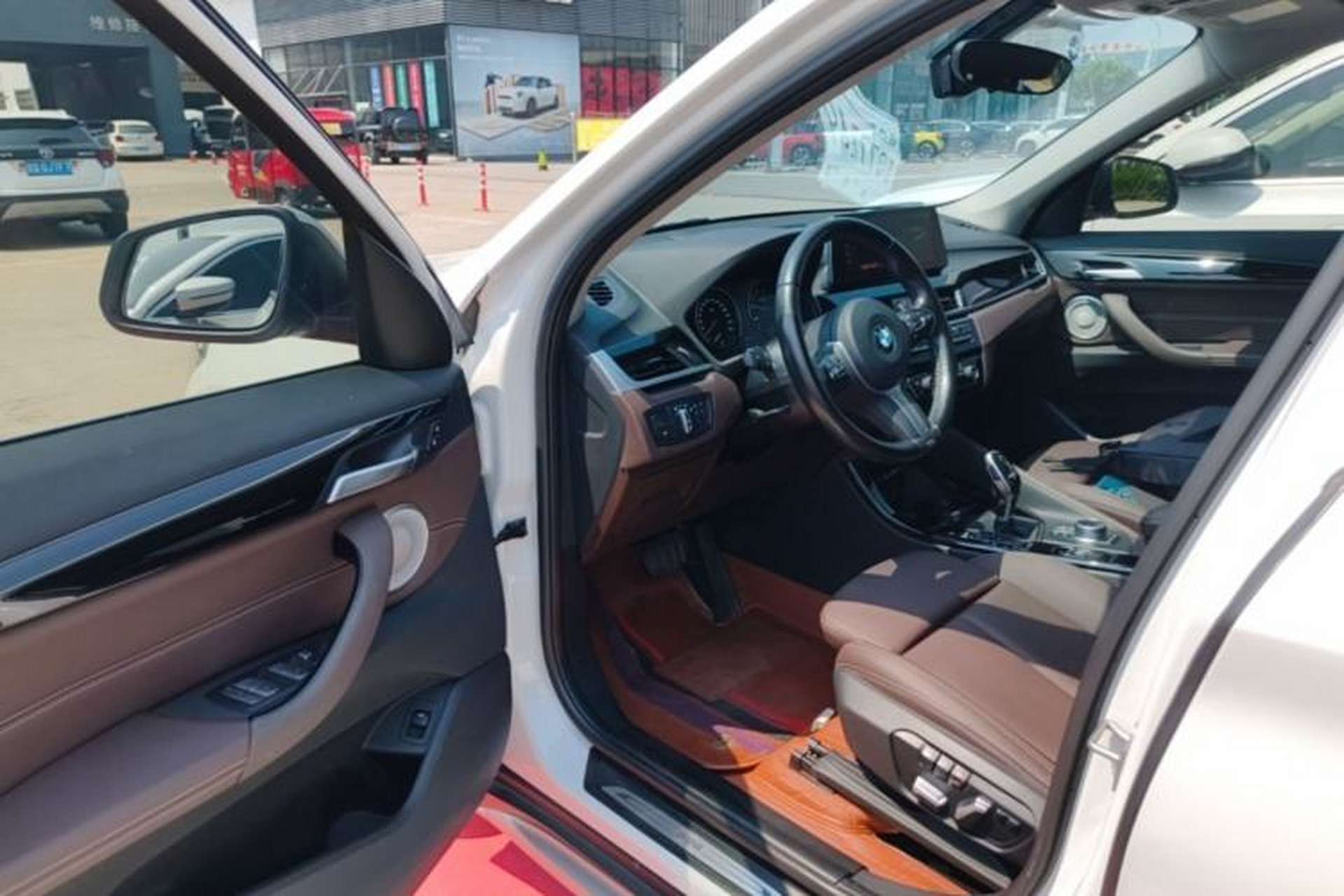 Used BMW X1 2021 sDrive20Li Premium Edition Driver Seat