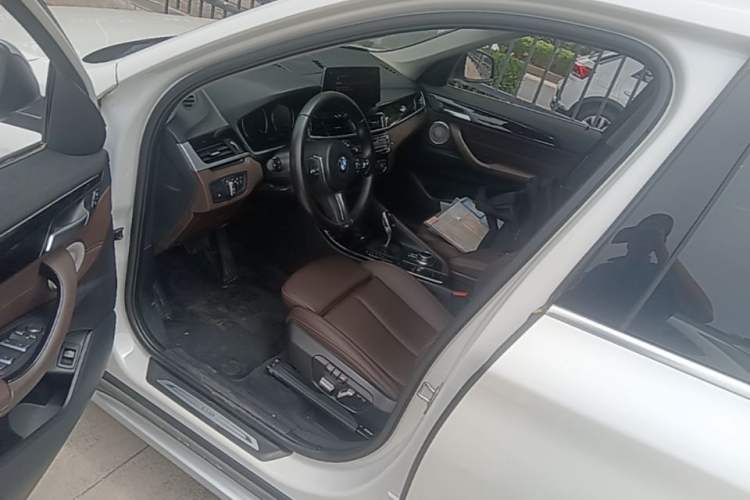 Used BMW X1 2021 Restyled sDrive20Li Premium Edition Driver Seat