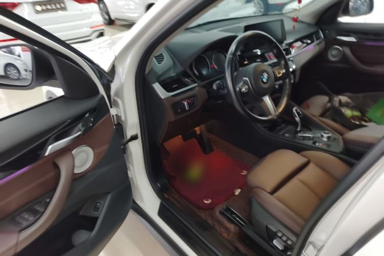 Used BMW X1 2021 Restyled sDrive25Li Leading Edition Driver Seat