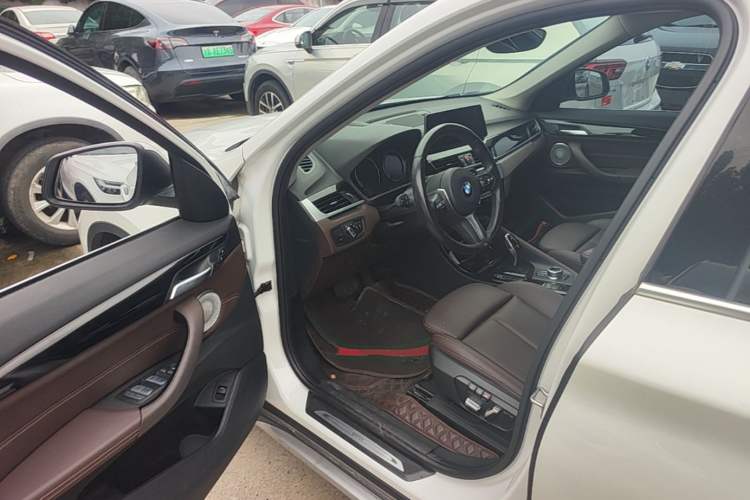 Used BMW X1 2021 Restyled sDrive20Li Premium Edition Driver Seat