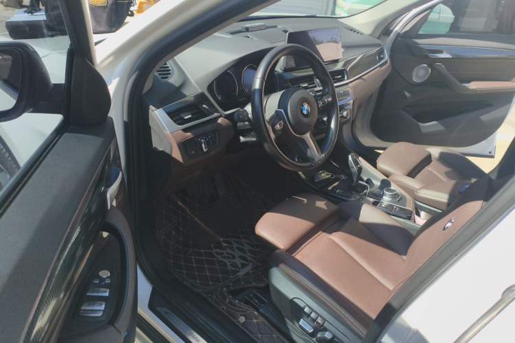 Used BMW X1 2021 sDrive20Li Premium Edition Driver Seat