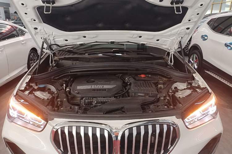Used BMW X1 2021 sDrive20Li Premium Edition Engine Bay