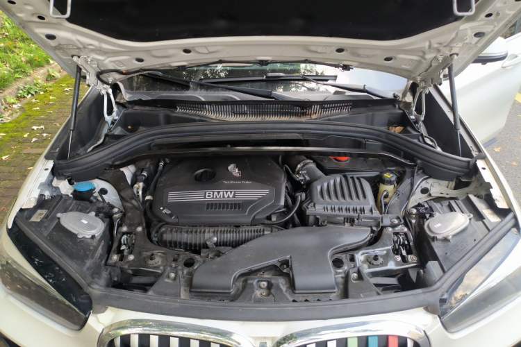 Used BMW X1 2021 sDrive25Li Leading Model Engine Bay