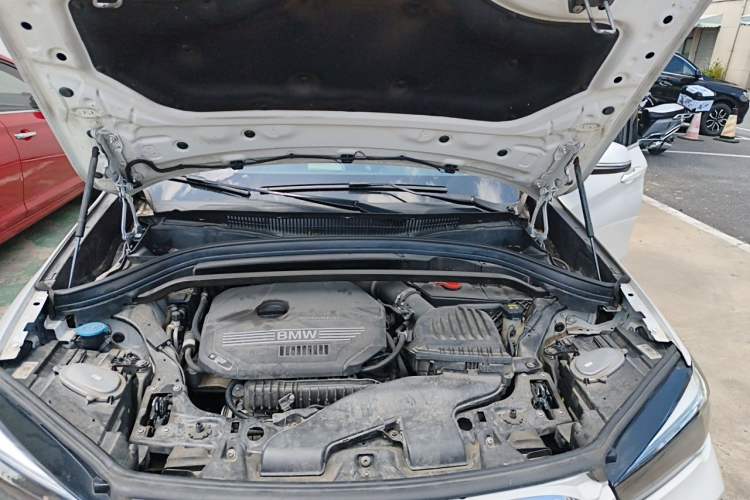 Used BMW X1 2021 sDrive20Li Fashion Model Engine Bay
