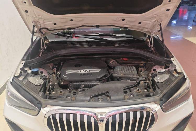 Used BMW X1 2021 sDrive20Li Fashion Model Engine Bay