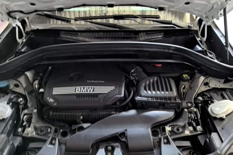 Used BMW X1 2021 sDrive25Li Leading Model Engine Bay