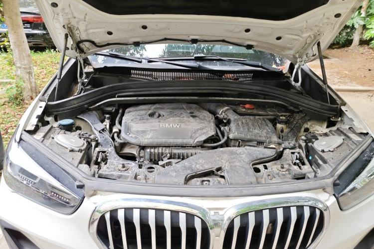 Used BMW X1 2021 sDrive20Li Fashion Model Engine Bay