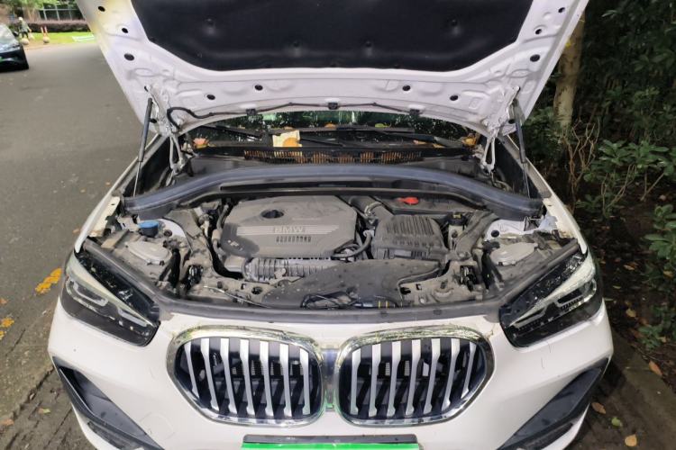 Used BMW X1 2021 sDrive20Li Fashion Model Engine Bay
