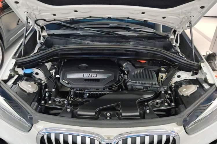Used BMW X1 2021 sDrive20Li Fashion Model Engine Bay