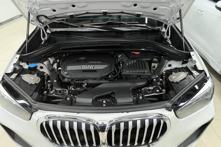 Used BMW X1 2021 sDrive20Li Premium Edition Engine Bay